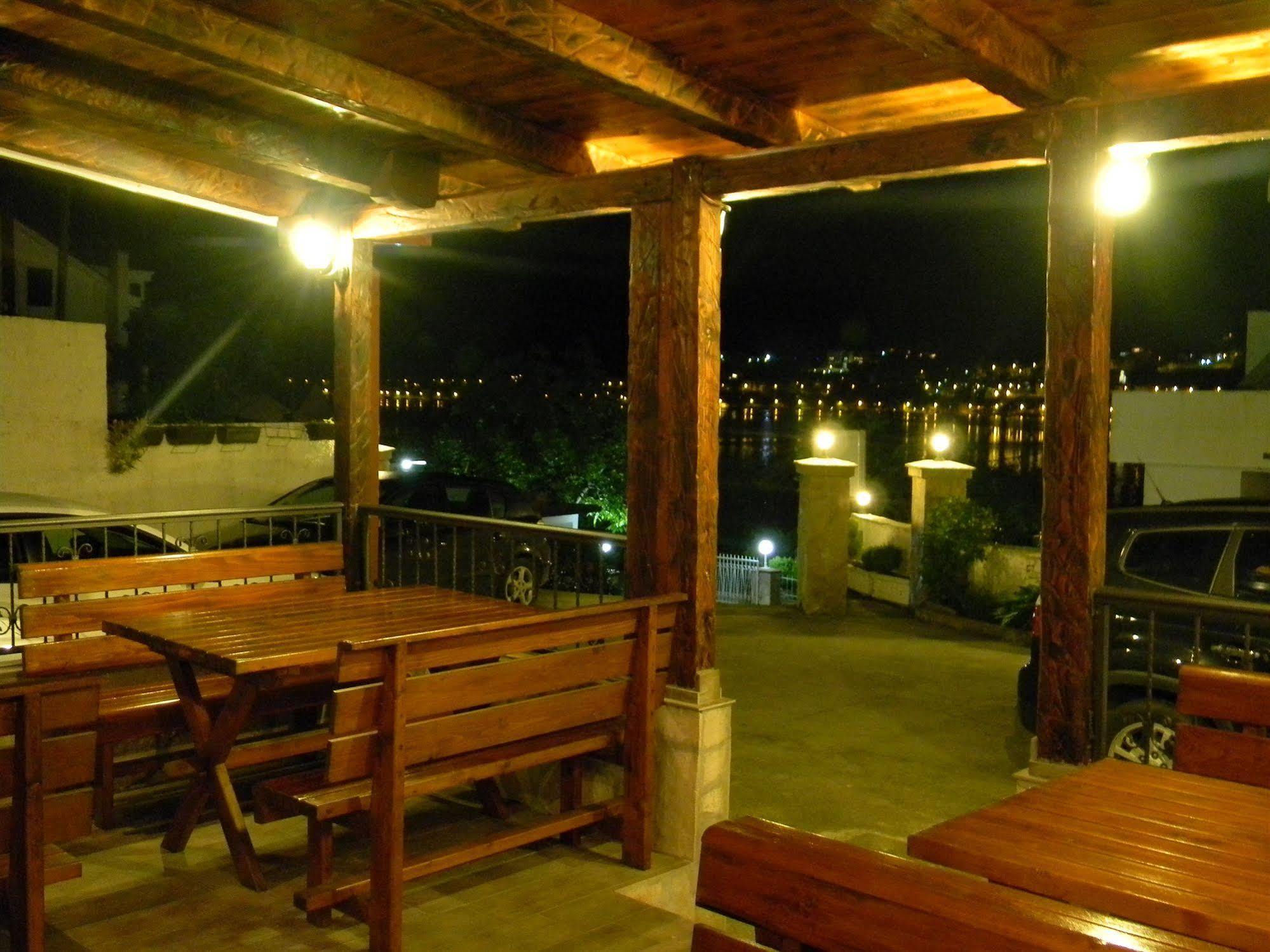 Hotel Galia โกตอร์ ภายนอก รูปภาพ