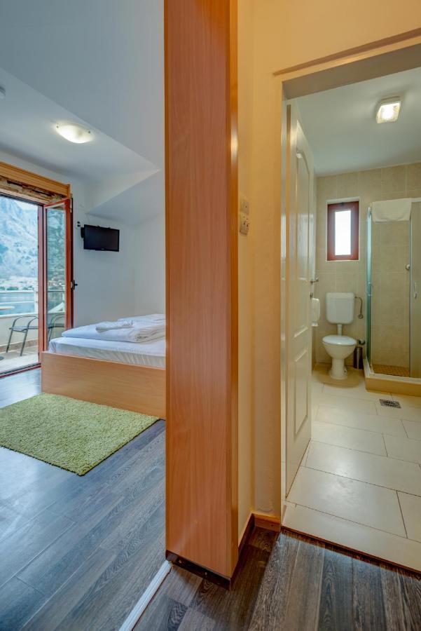 Hotel Galia โกตอร์ ภายนอก รูปภาพ
