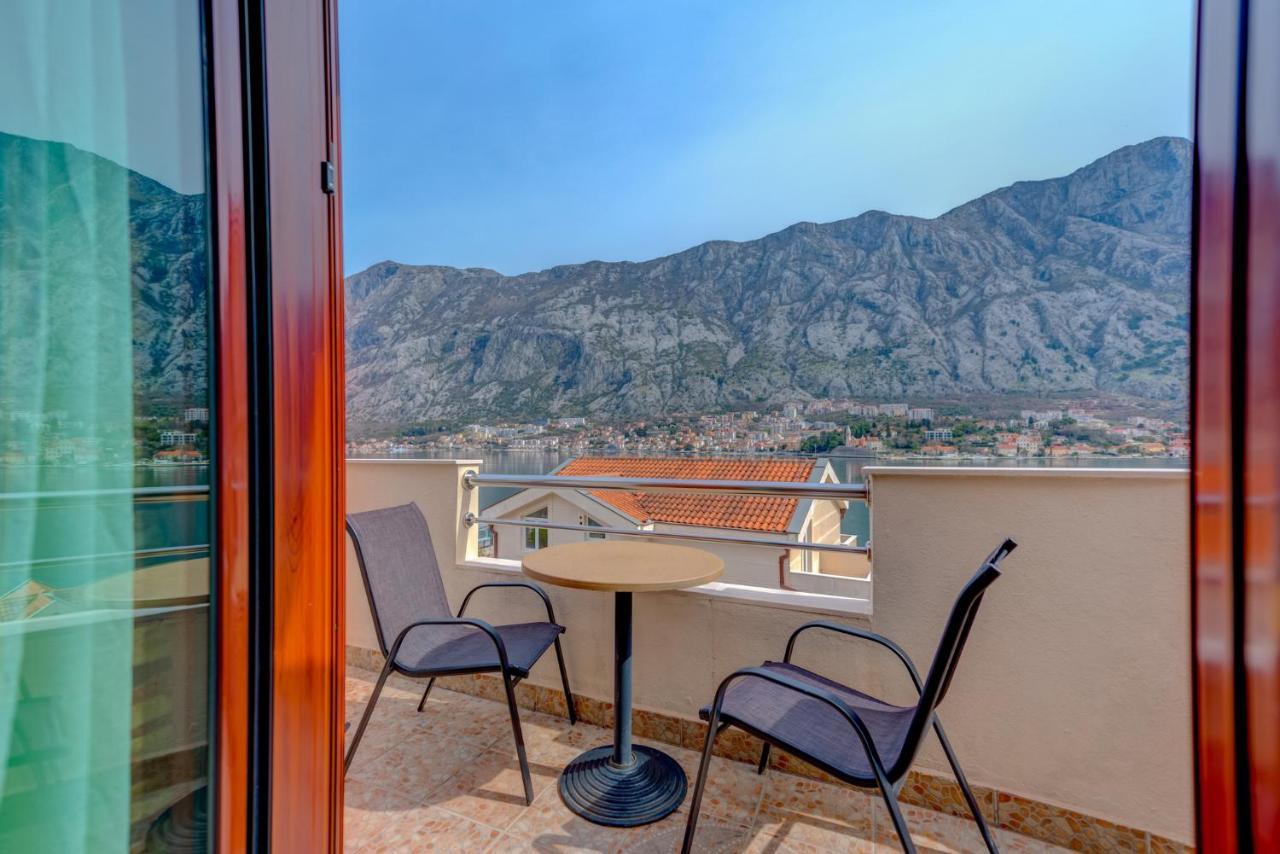 Hotel Galia โกตอร์ ภายนอก รูปภาพ